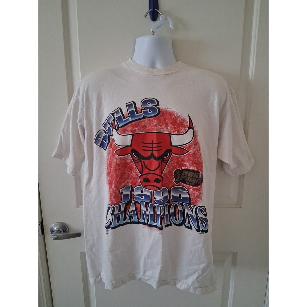 Vintage 1996 Chicago Bulls NBA Champions White T Shirt Adult XL